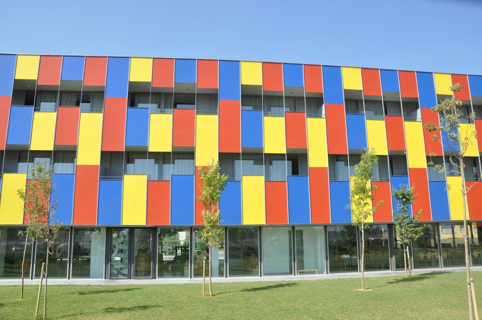 Centre Esplai Albergue El Prat de Llobregat Kültér fotó