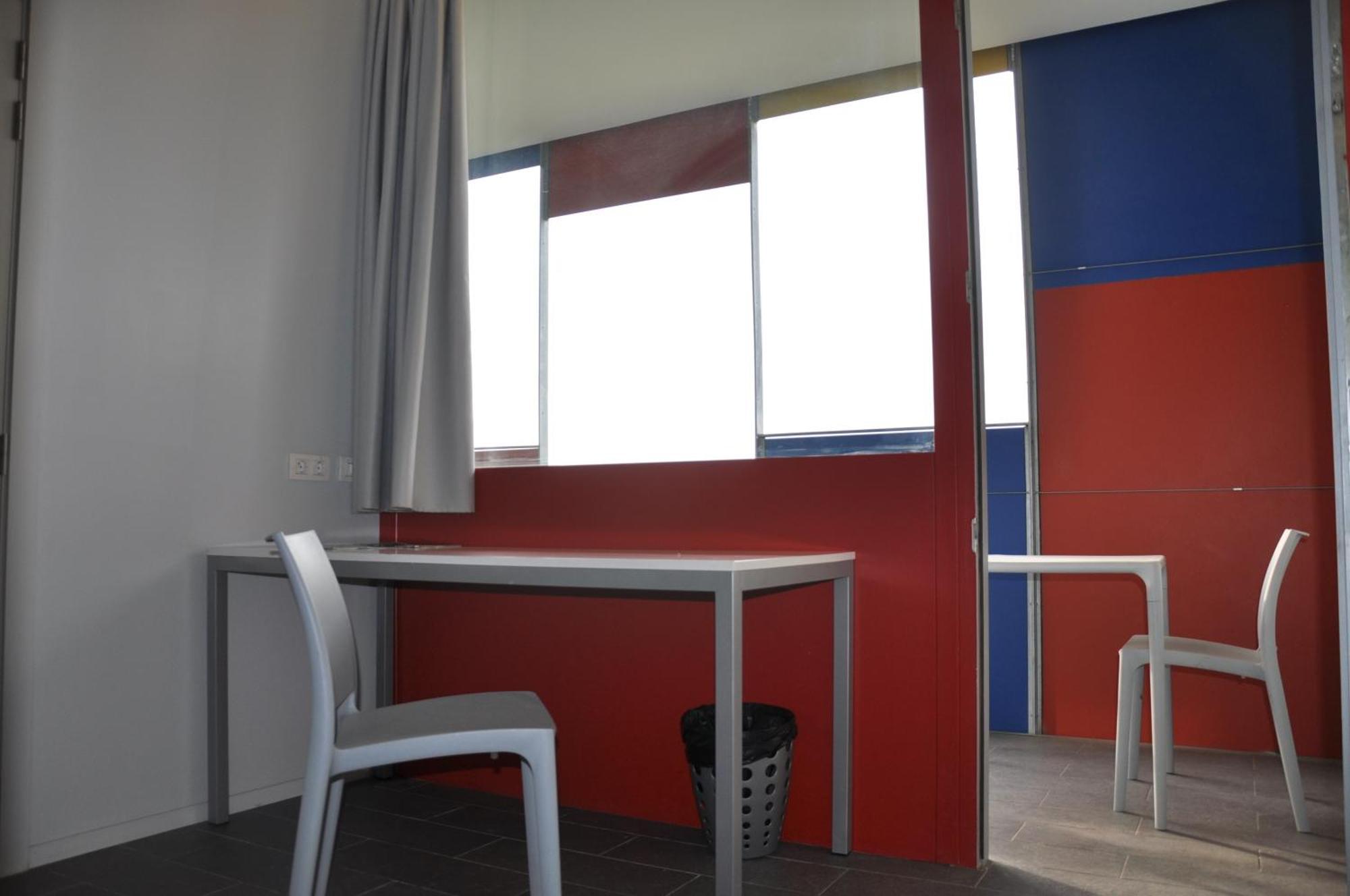 Centre Esplai Albergue El Prat de Llobregat Kültér fotó